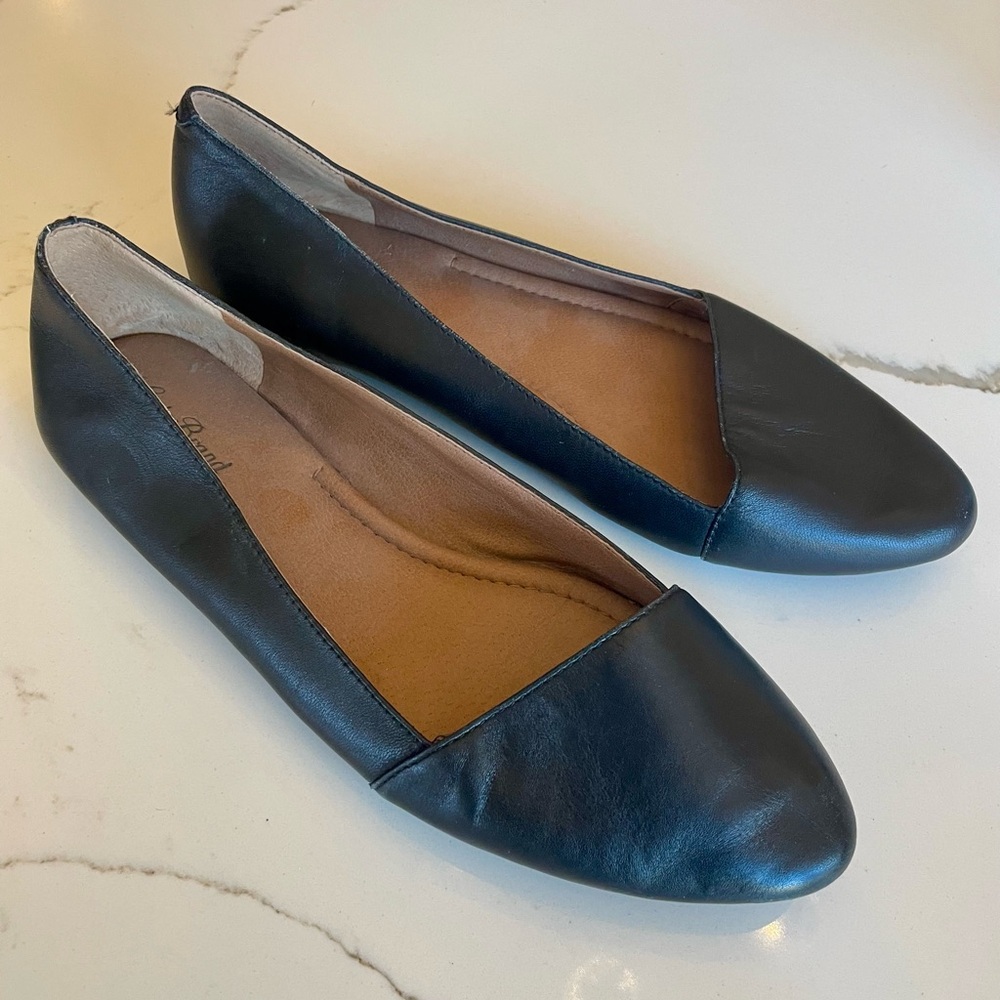 Lucky Brand Black Flats size 9.5